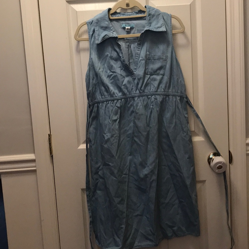 Old Navy Maternity Dress